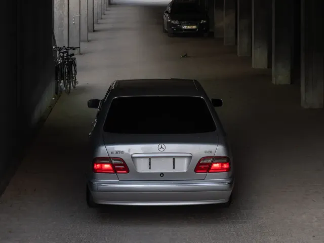 Mercedes-Benz E-Класс - фото 2