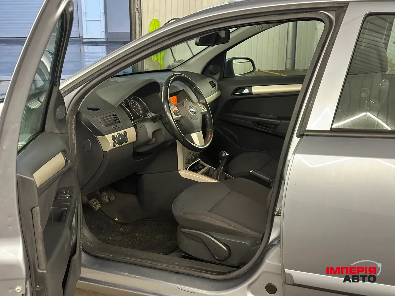 Opel Astra - фото 16