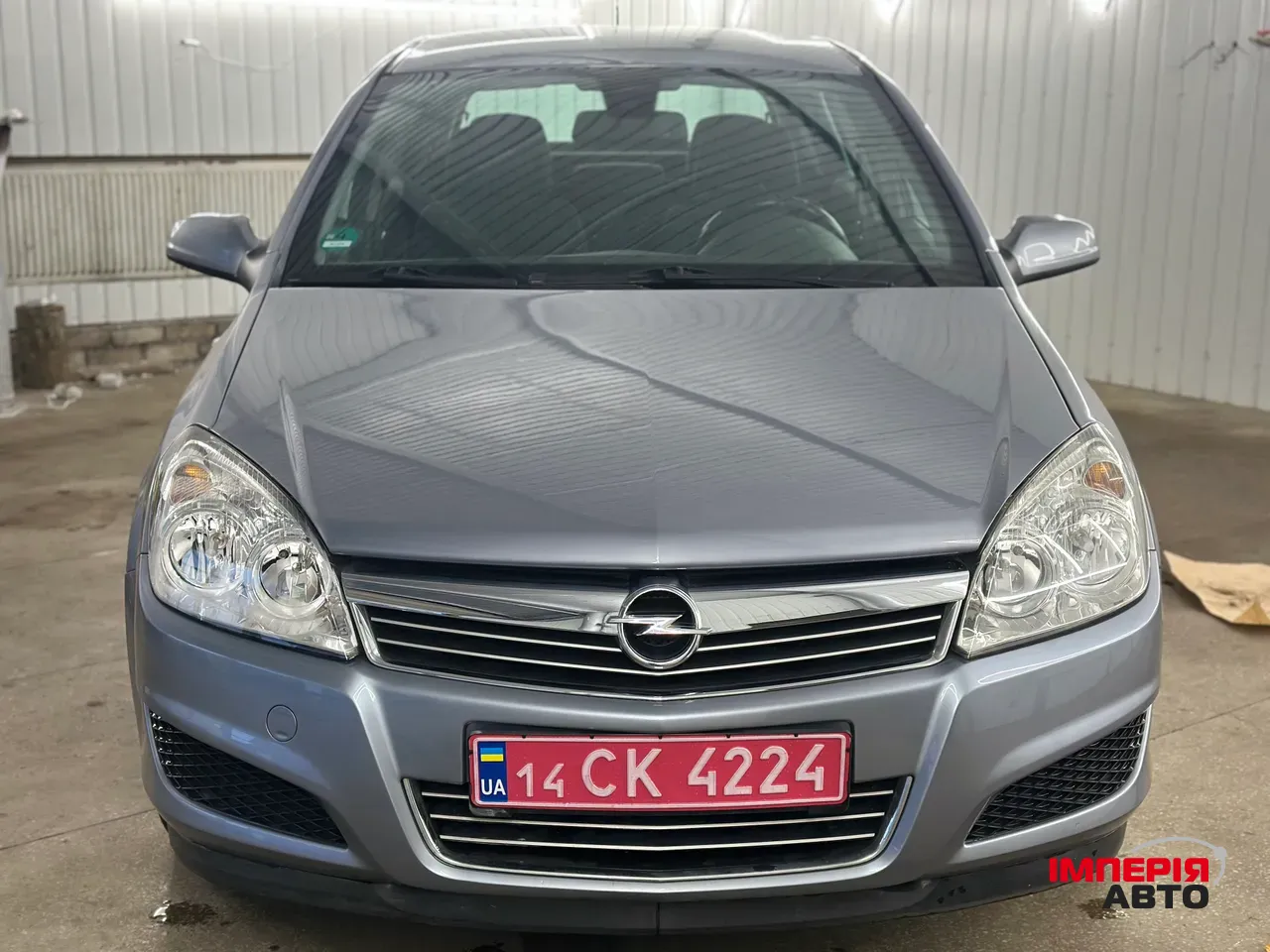 Opel Astra - фото 1