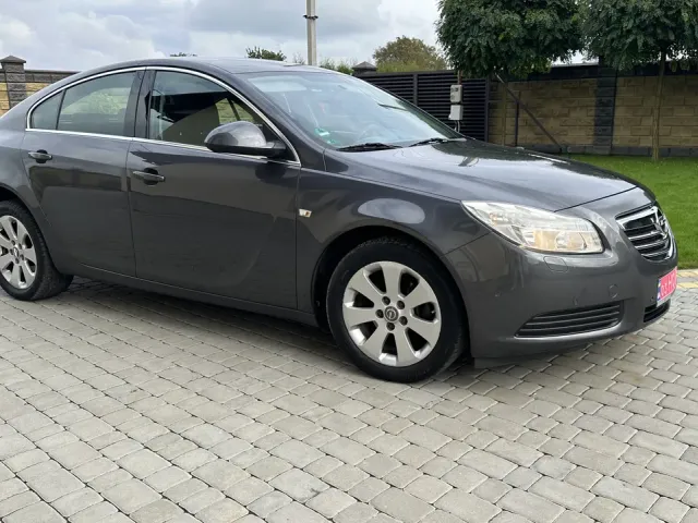 Opel Insignia - фото 3