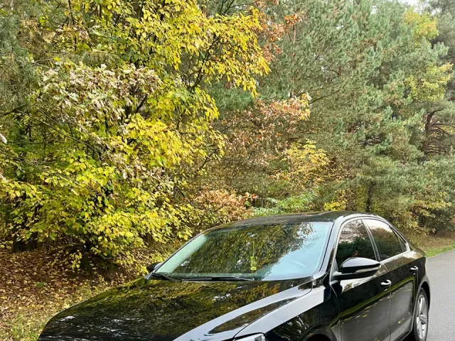 Volkswagen Passat (North America and China) - фото 1