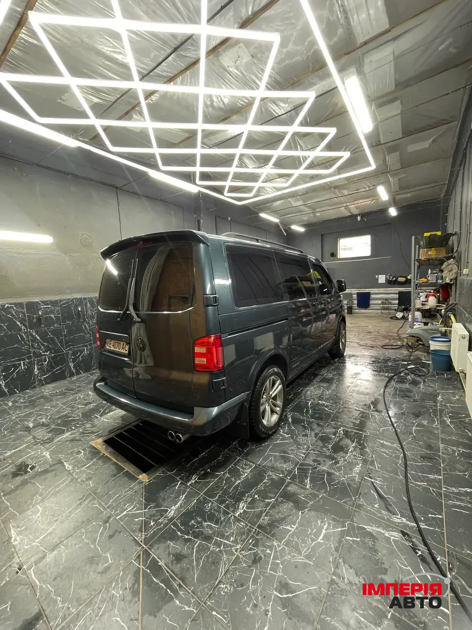 Volkswagen Transporter - фото 3