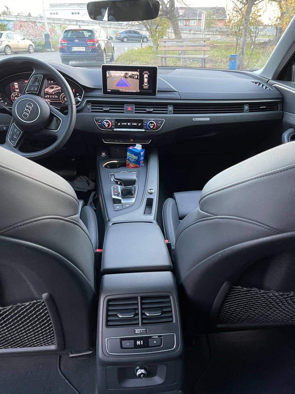 Audi A4 - фото 7