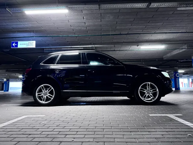 Audi Q5 - фото 3