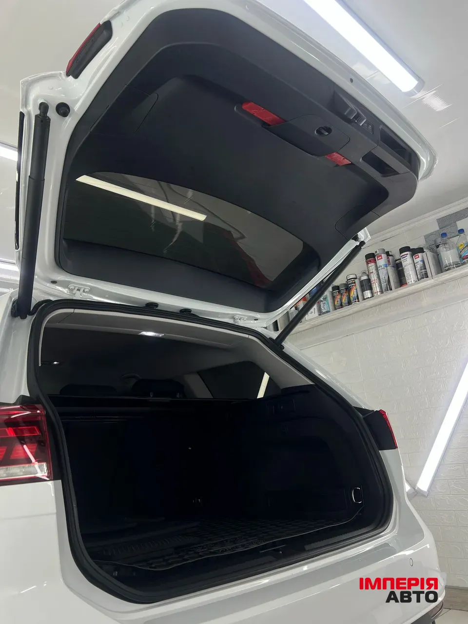 Volkswagen Passat - фото 12