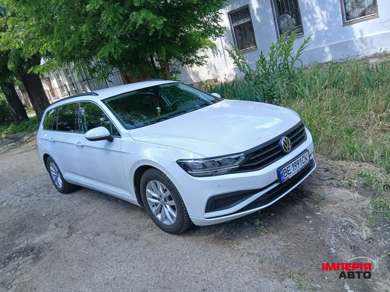 Volkswagen Passat - фото 3