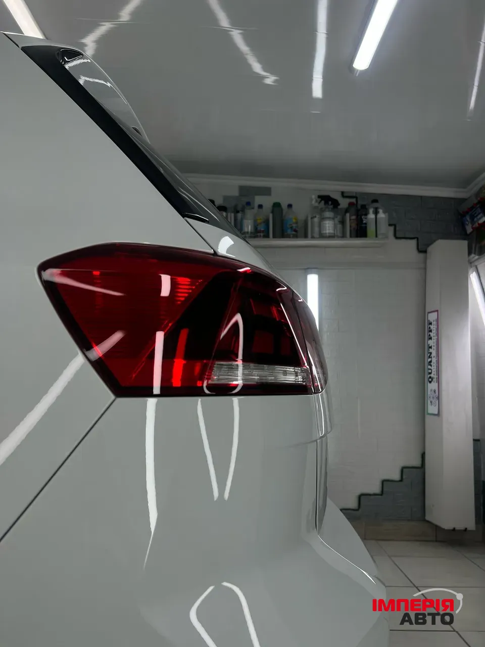 Volkswagen Passat - фото 13