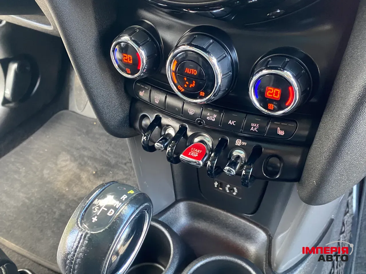 Mini Hatch - фото 17