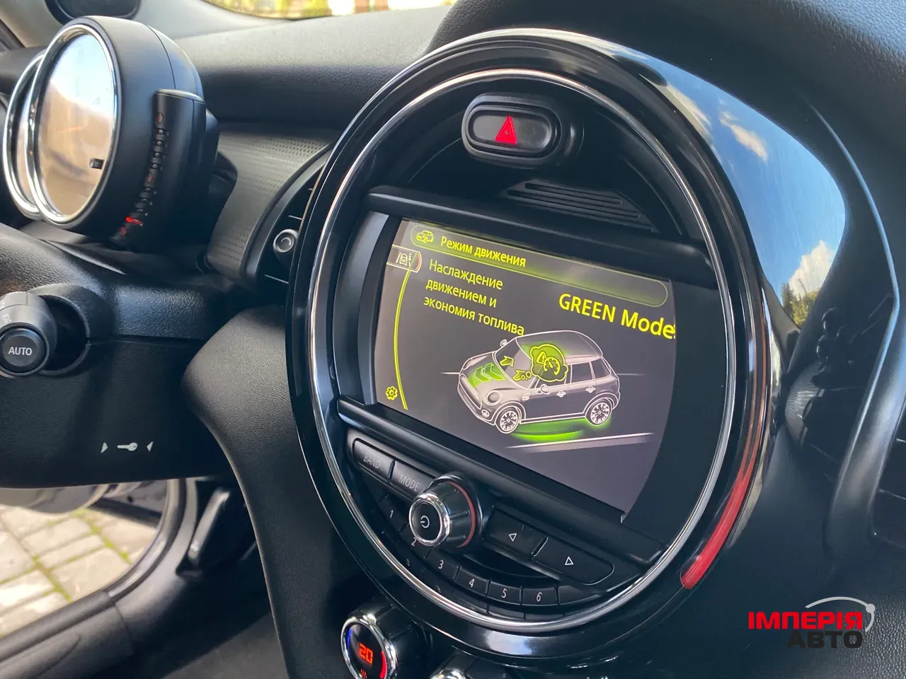 Mini Hatch - фото 13