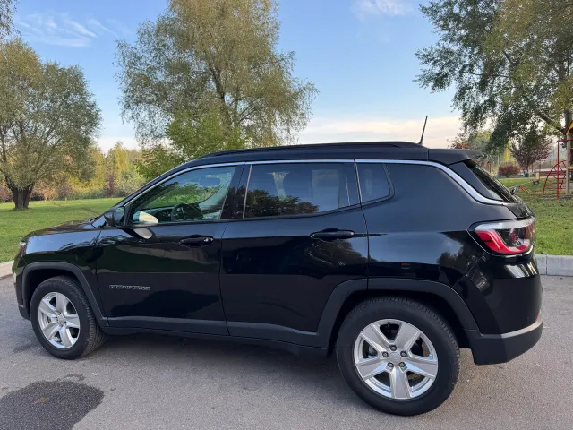 Jeep Compass - фото 3