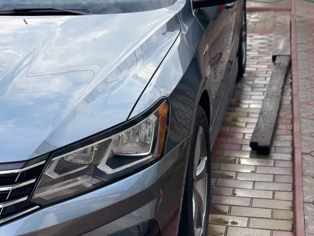 Volkswagen Passat - фото 2