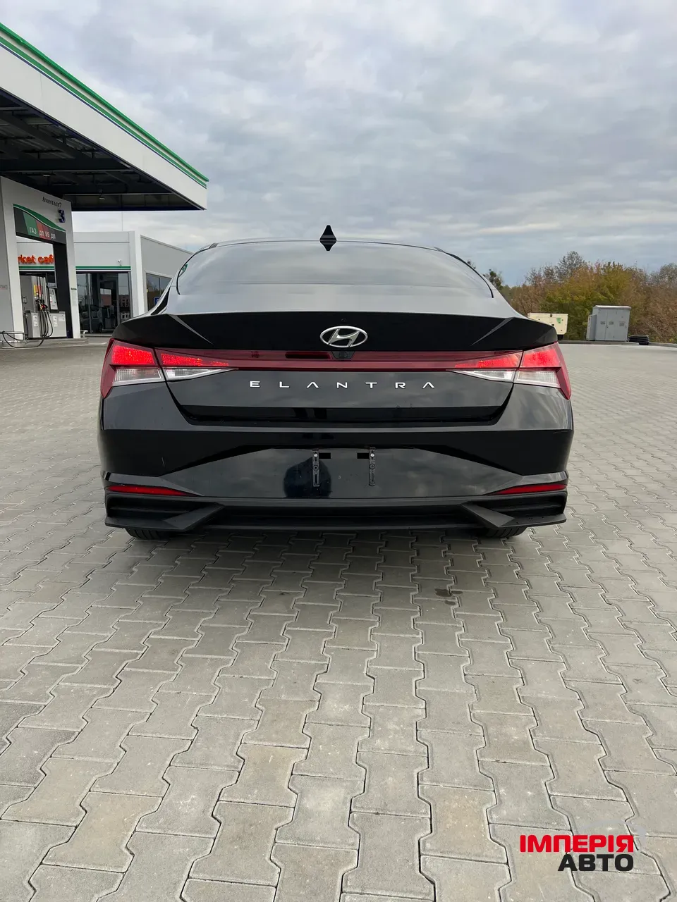 Hyundai Elantra - фото 8