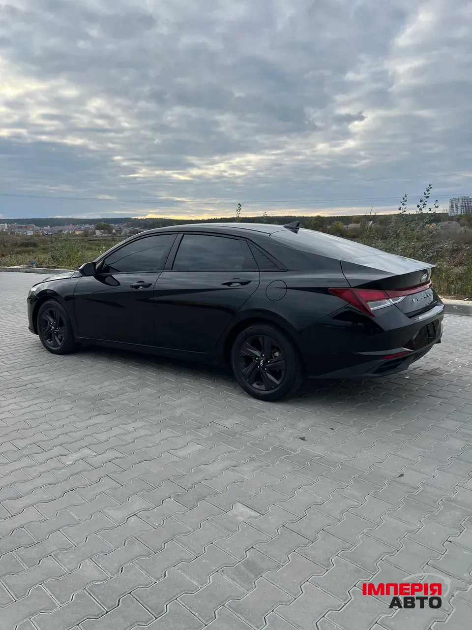 Hyundai Elantra - фото 5