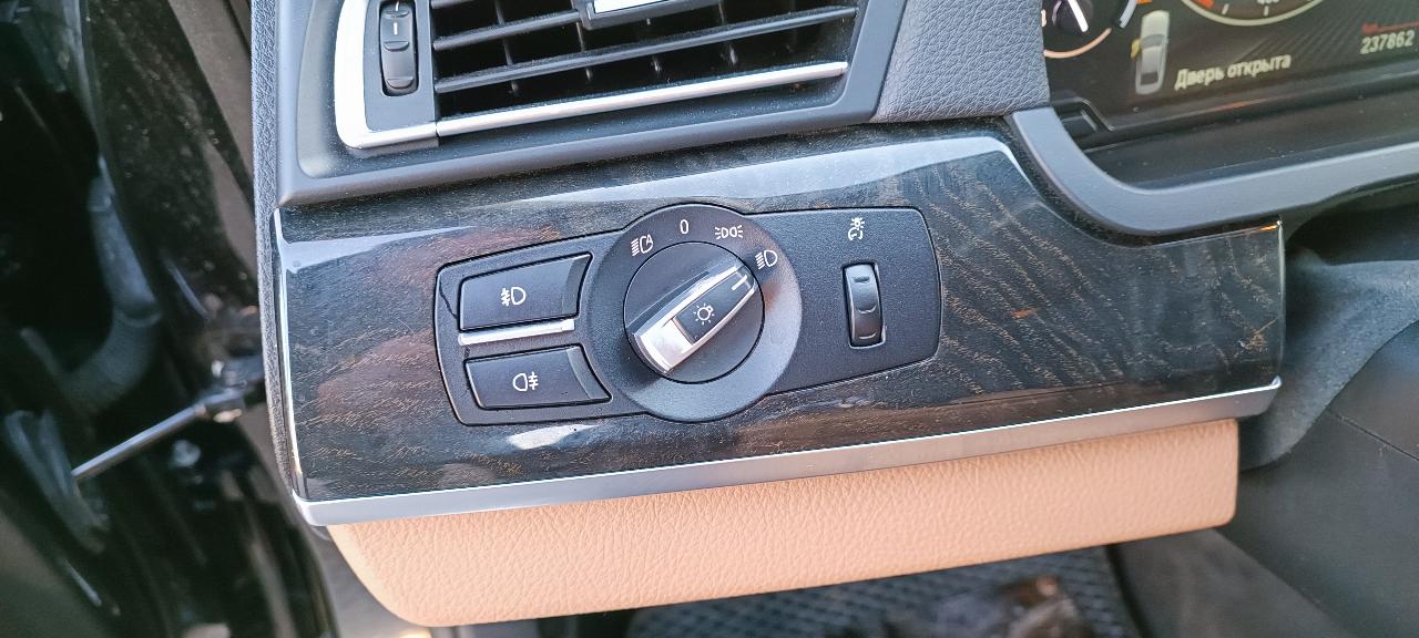 BMW 7 серії - фото 38