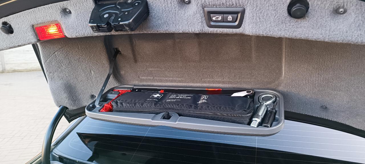 BMW 7 серії - фото 18