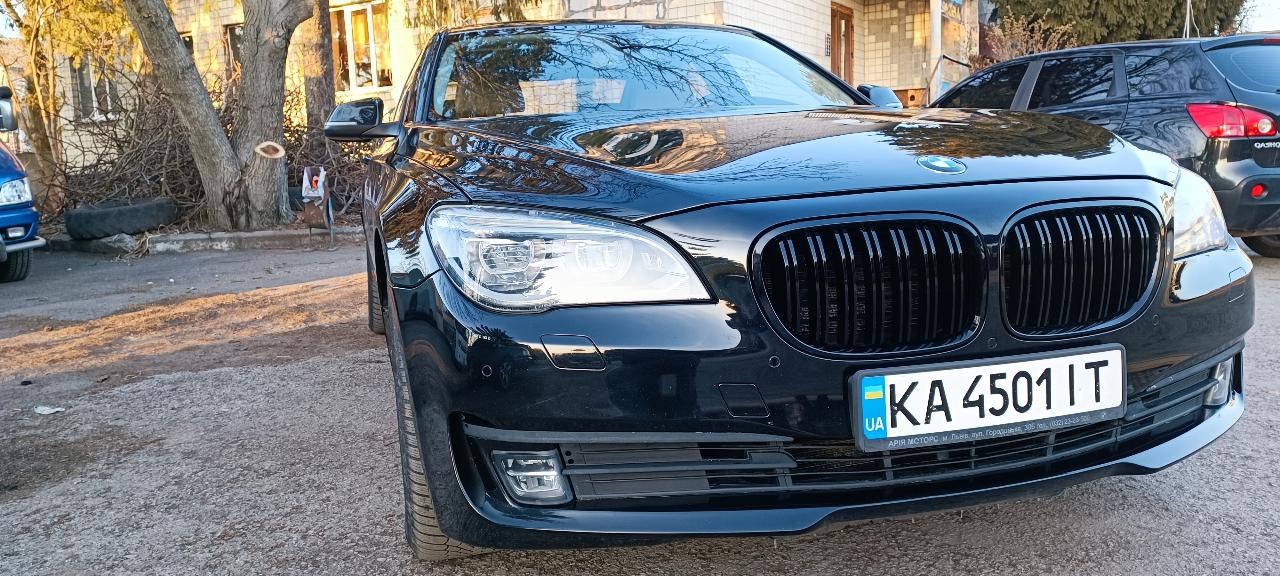 BMW 7 серії - фото 4