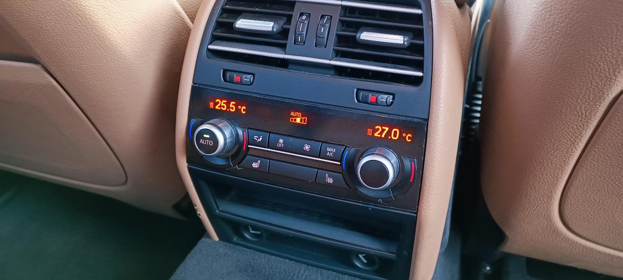 BMW 7 серії - фото 24