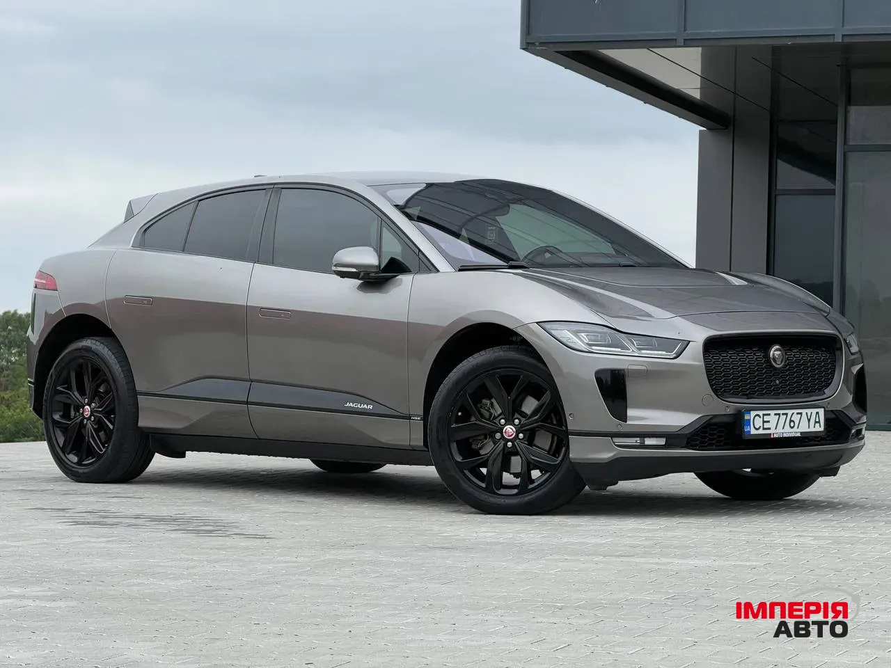 Jaguar I-Pace - фото 1