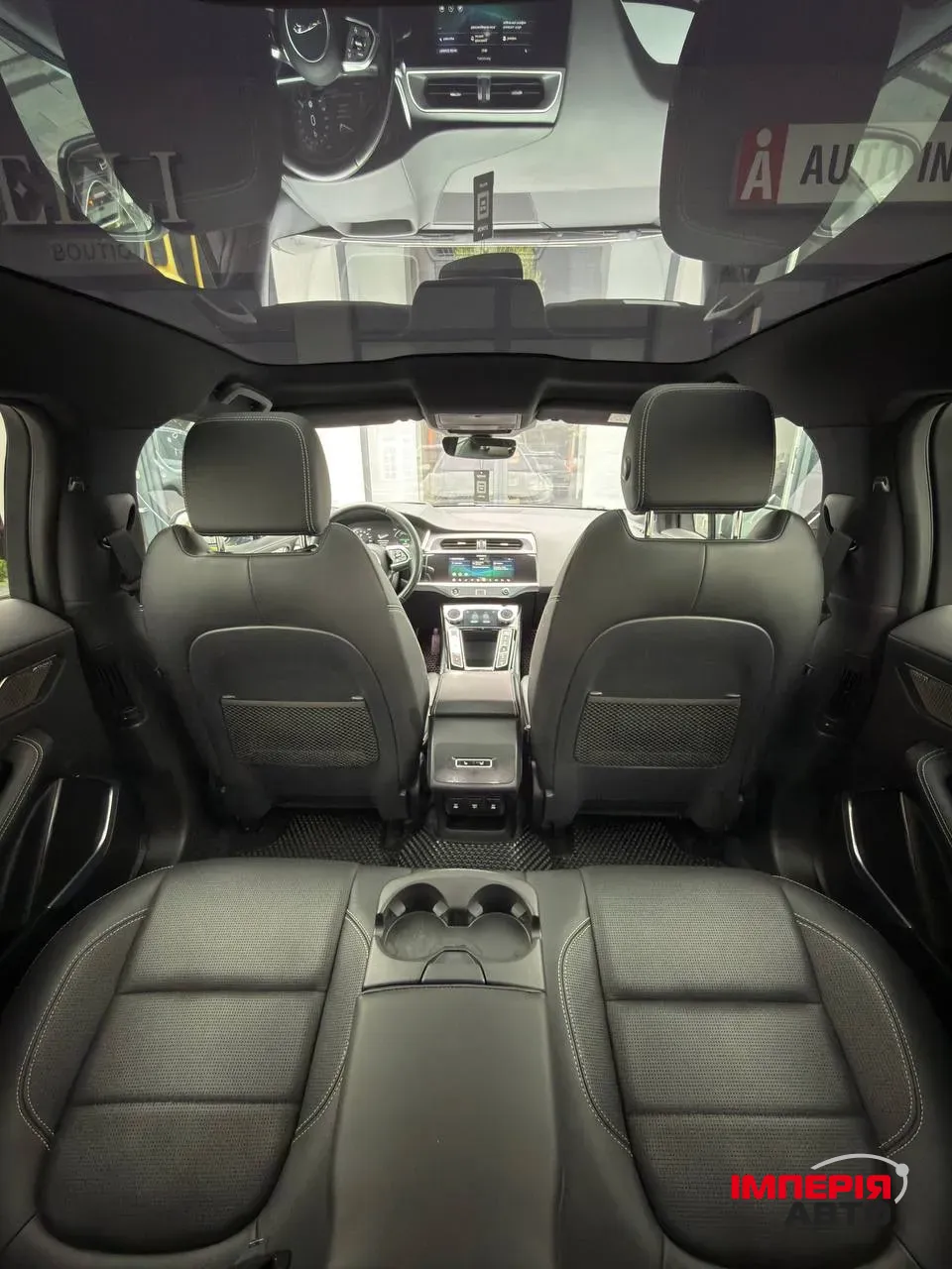 Jaguar I-Pace - фото 15