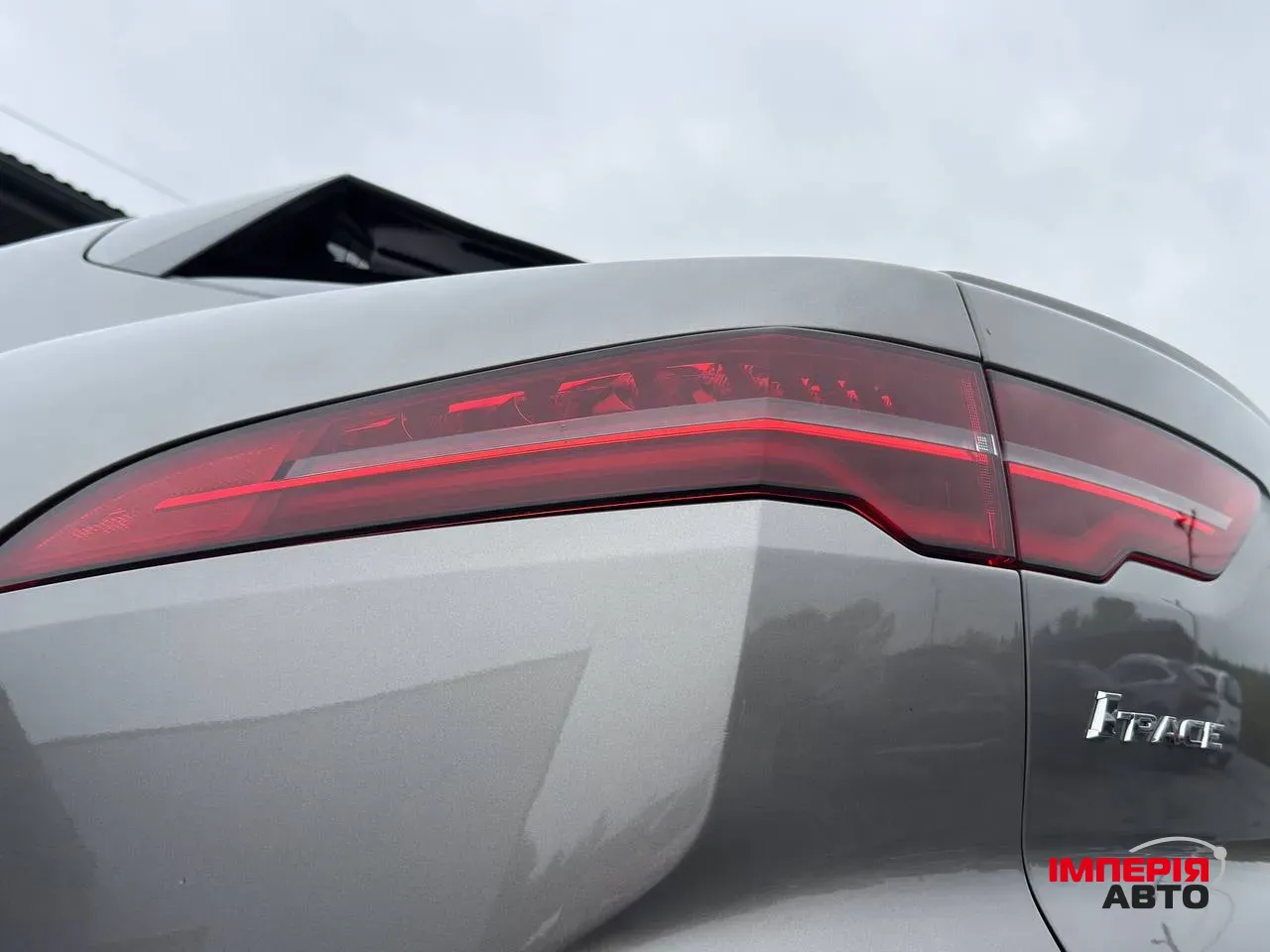 Jaguar I-Pace - фото 42