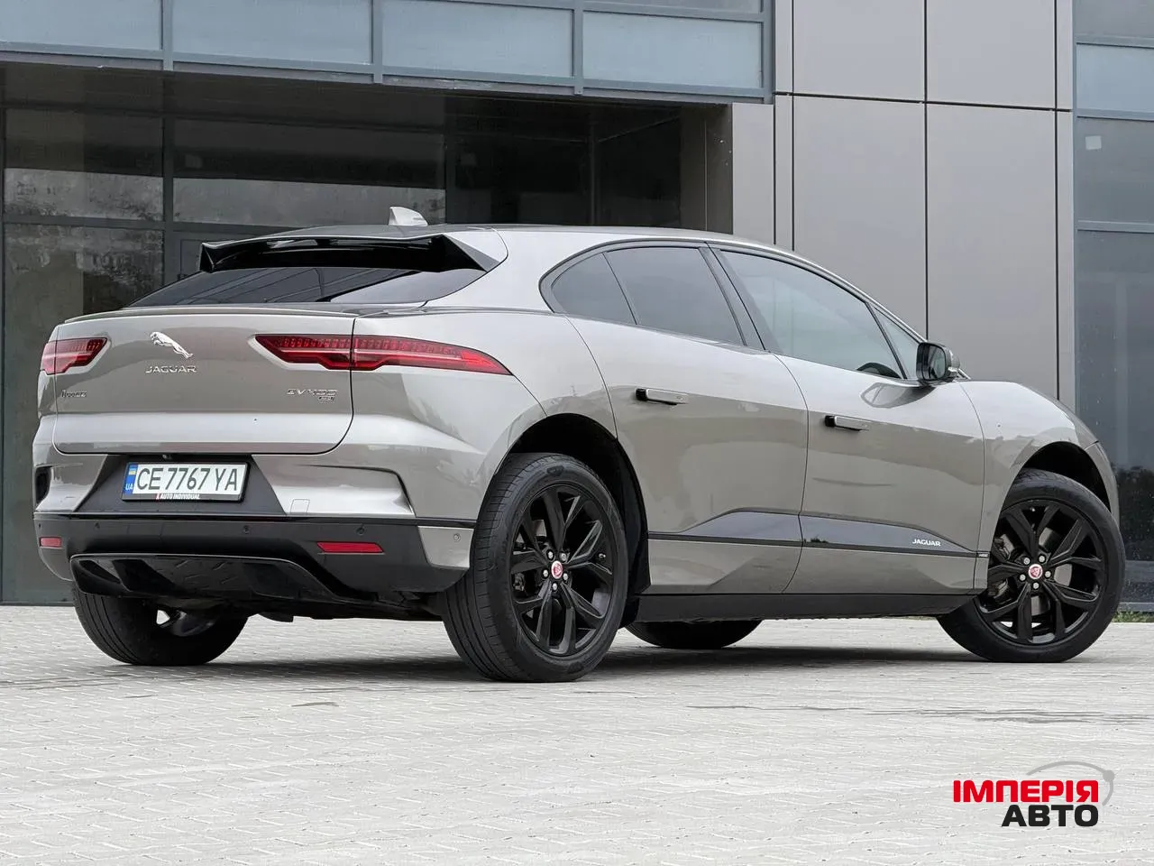 Jaguar I-Pace - фото 4