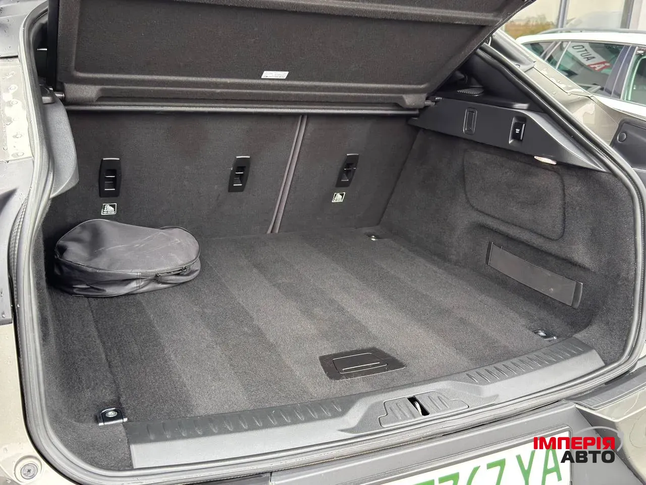 Jaguar I-Pace - фото 16