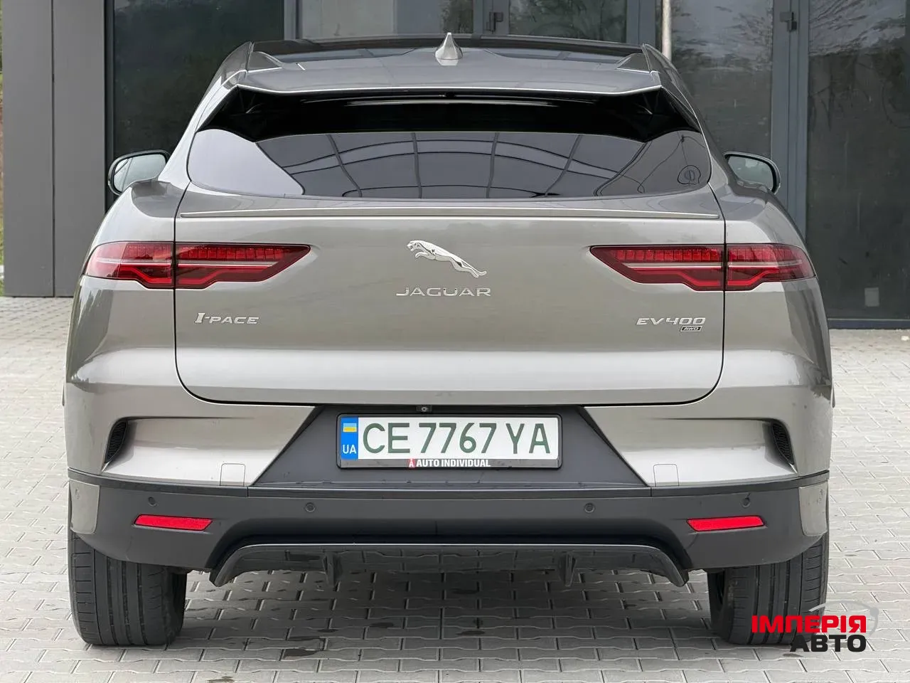 Jaguar I-Pace - фото 8