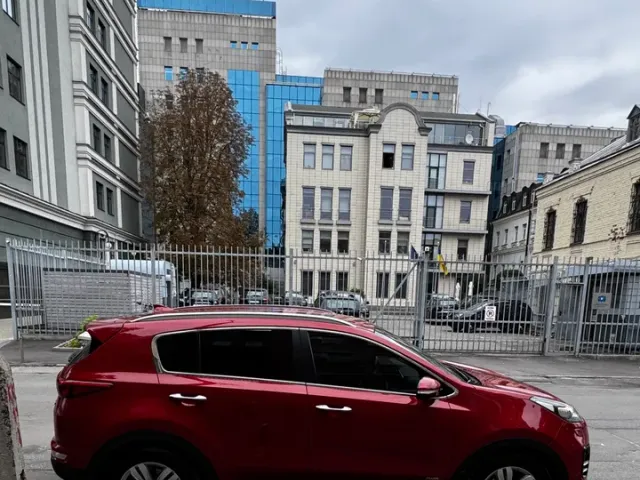 Kia Sportage - фото 1