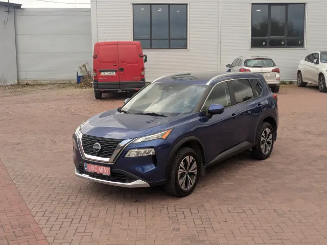Nissan Rogue - фото 1