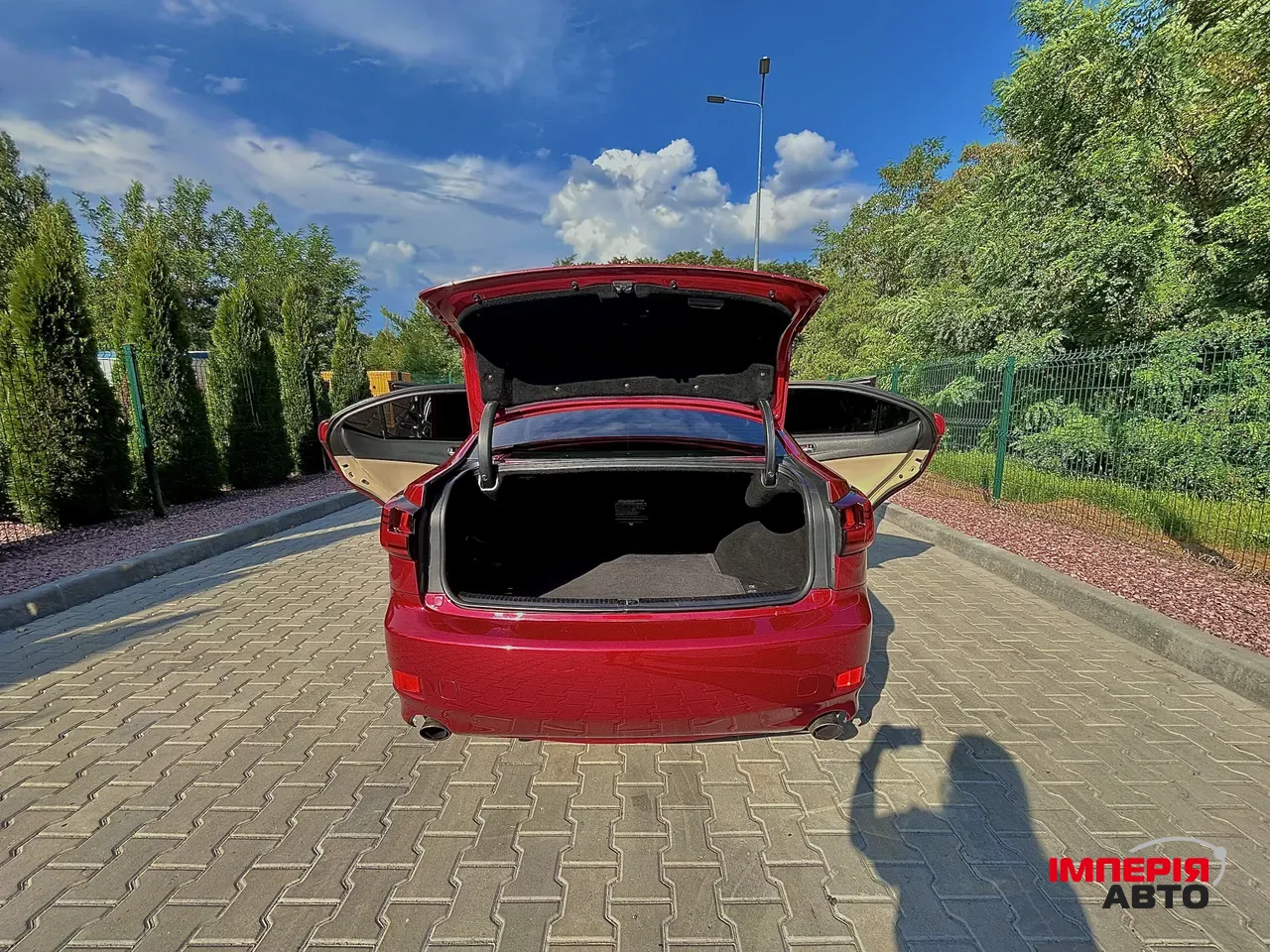 Lexus IS - фото 10