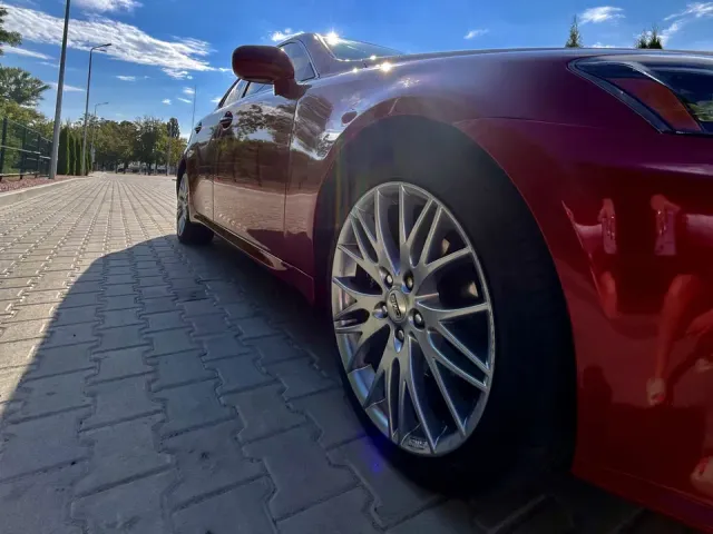 Lexus IS - фото 4