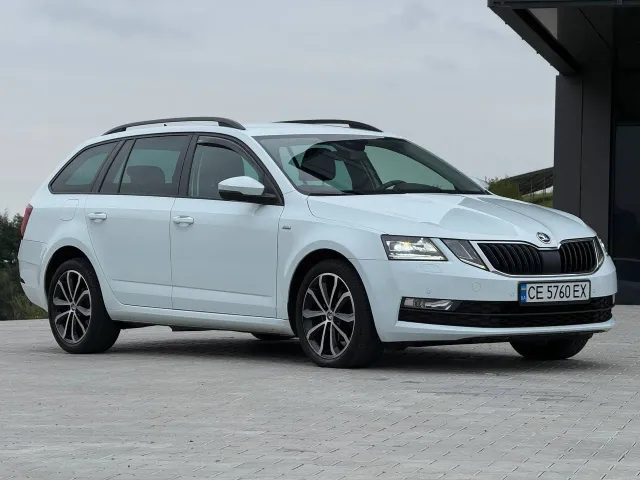 Skoda Octavia - фото 1