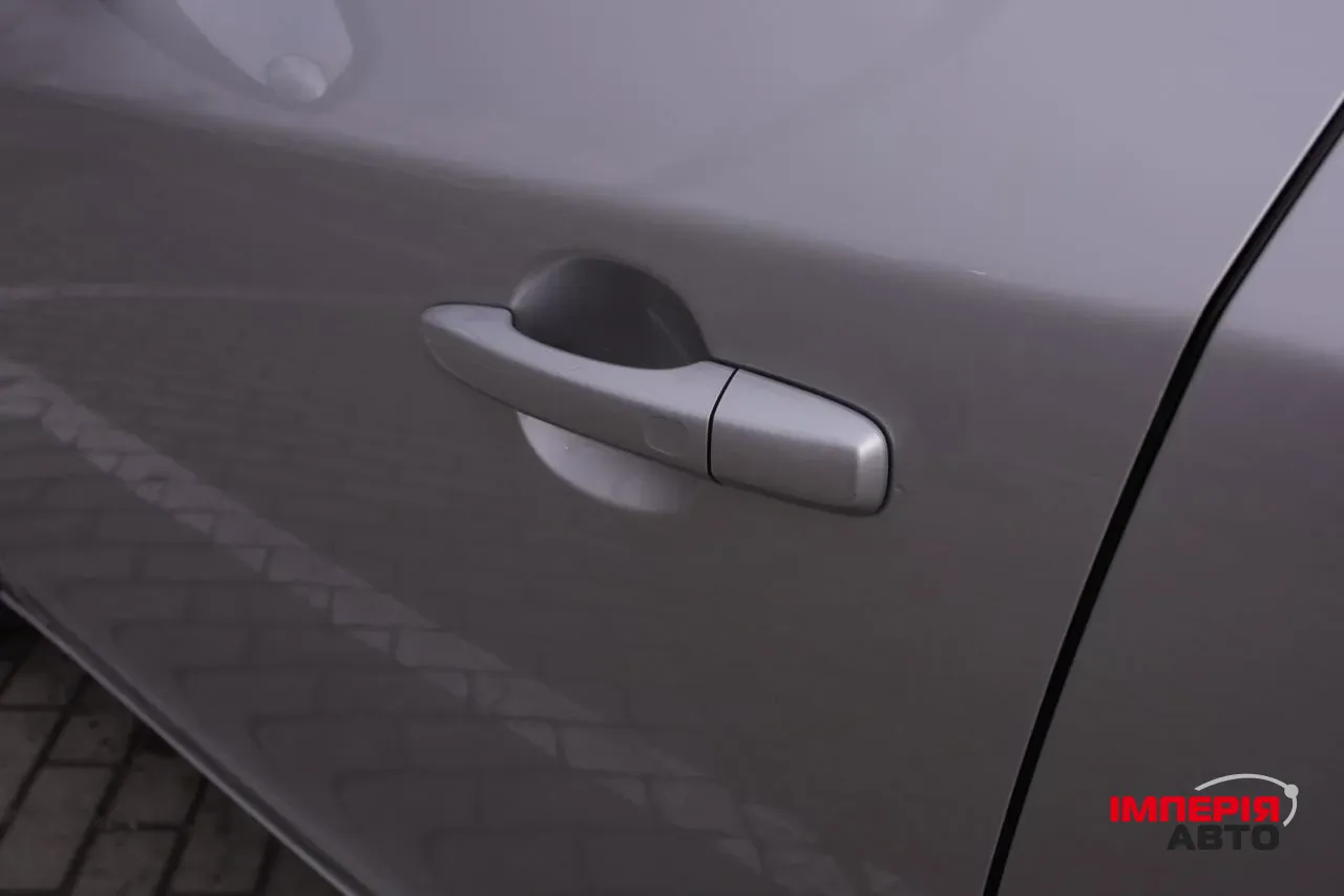 Volvo V60 - фото 6