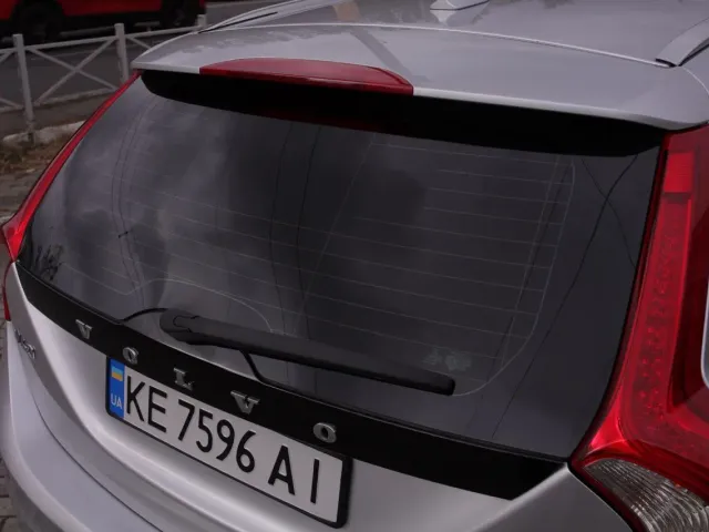 Volvo V60 - фото 3