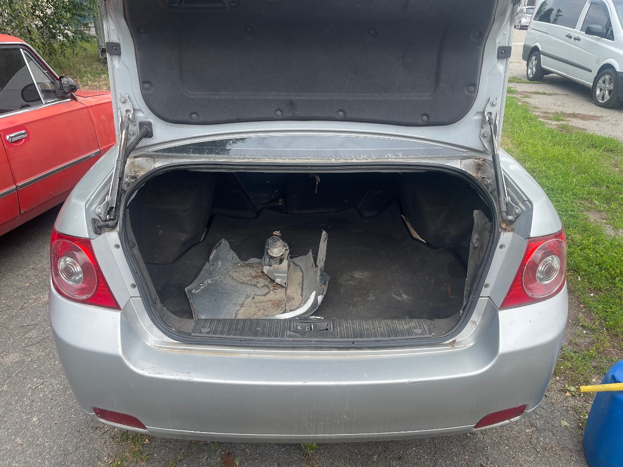 Chevrolet Epica - фото 14