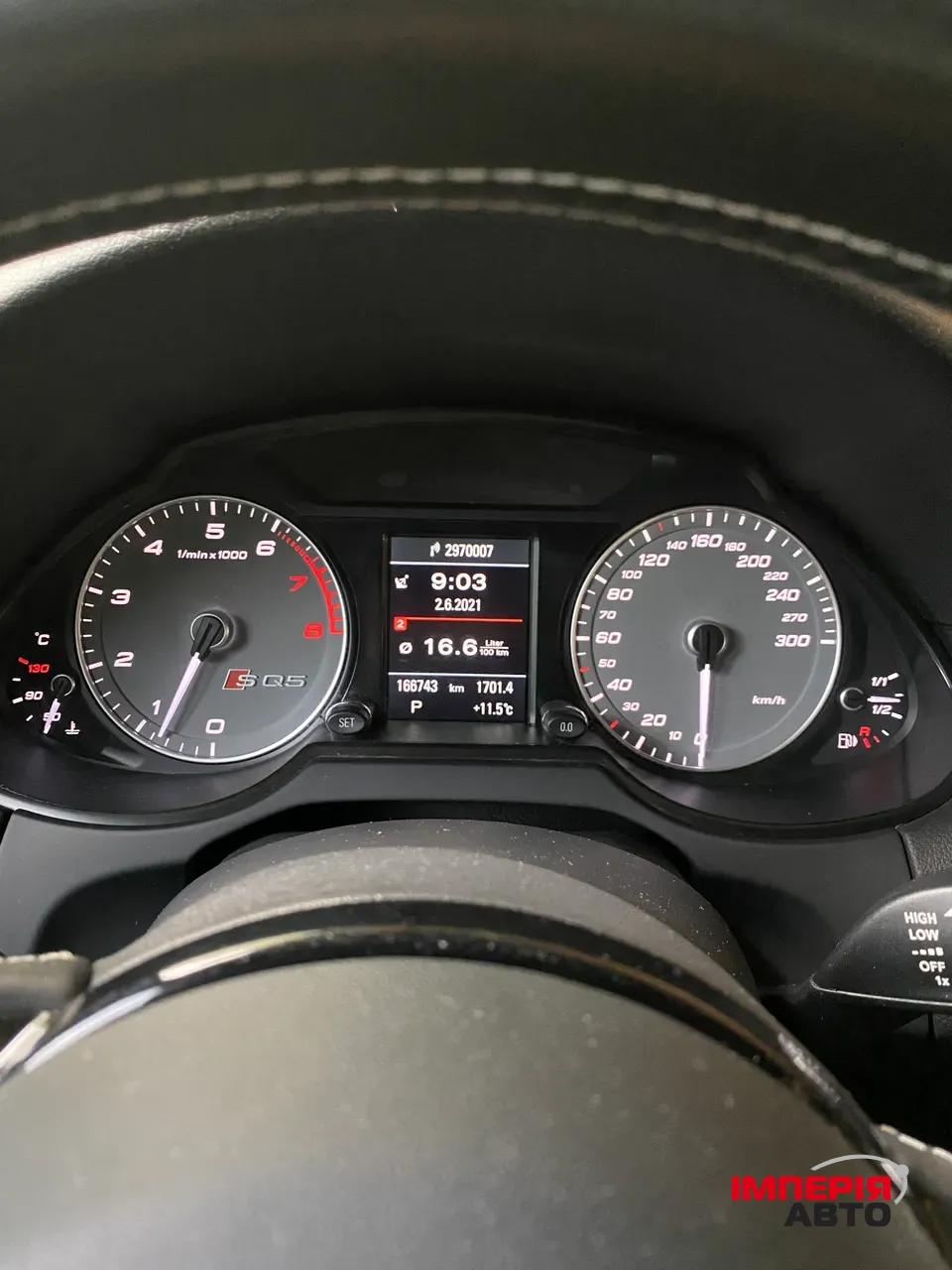 Audi SQ5 - фото 17