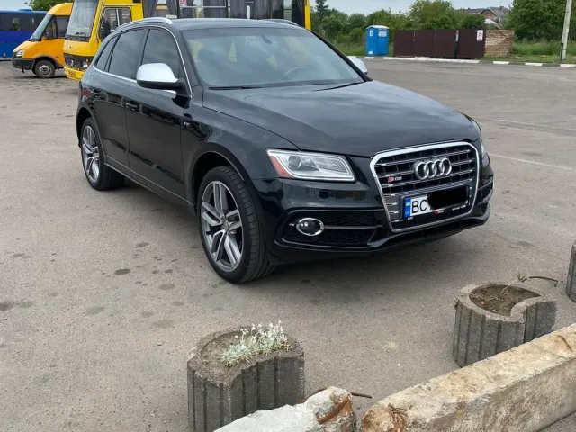 Audi SQ5 - фото 1