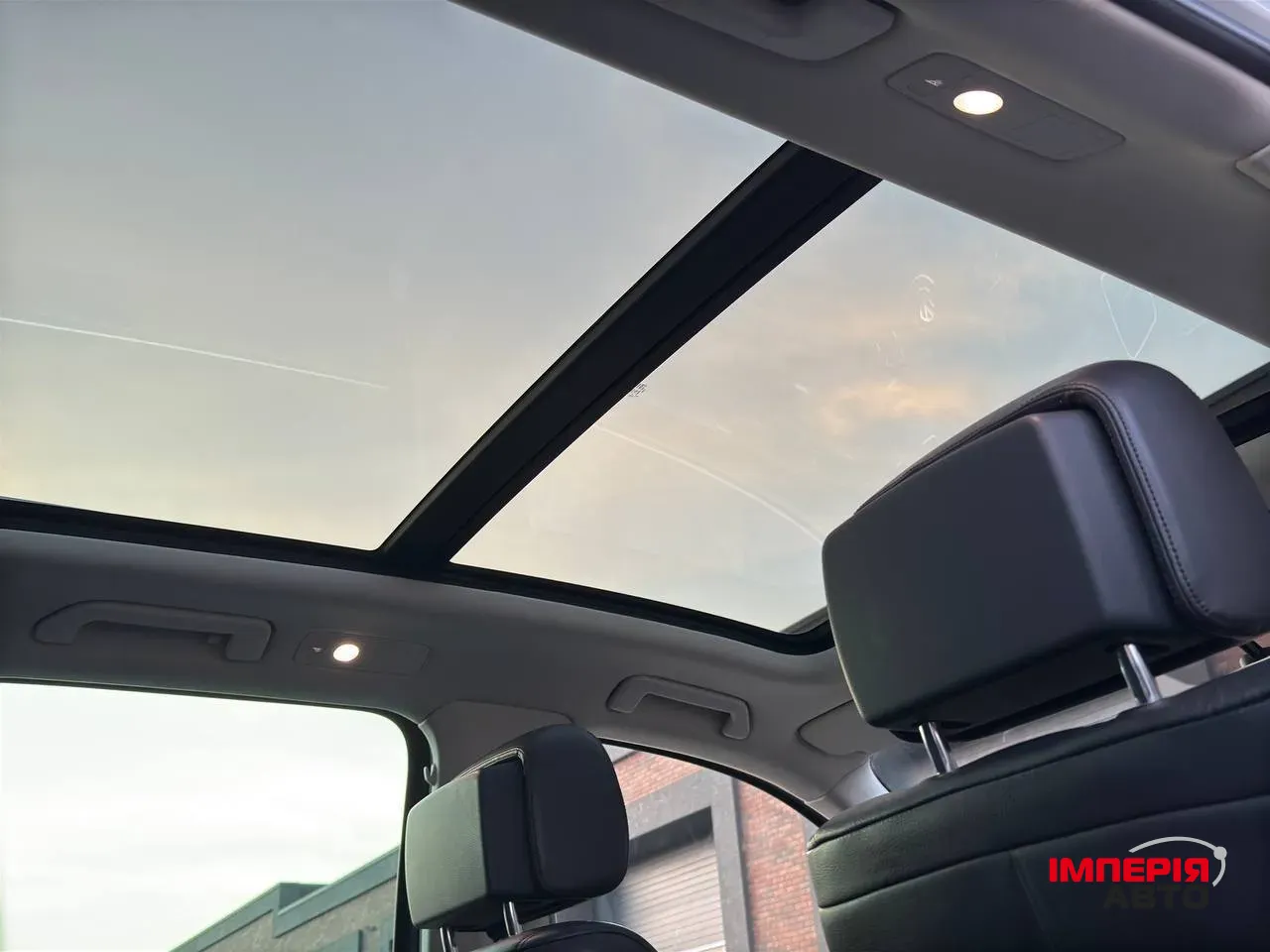 Volkswagen Touareg - фото 25