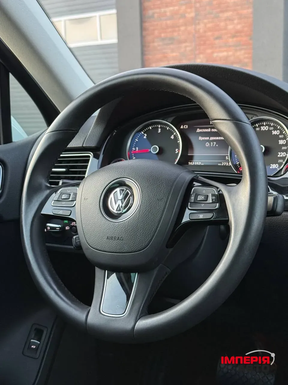 Volkswagen Touareg - фото 22