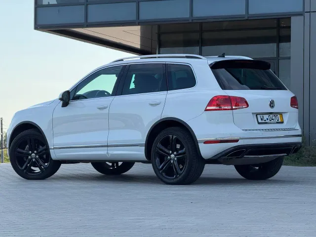 Volkswagen Touareg - фото 3