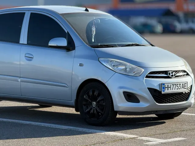 Hyundai i10 - фото 3