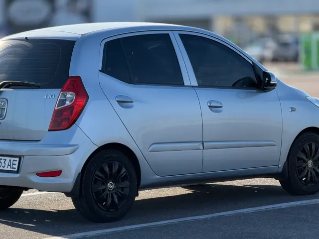Hyundai i10 - фото 2