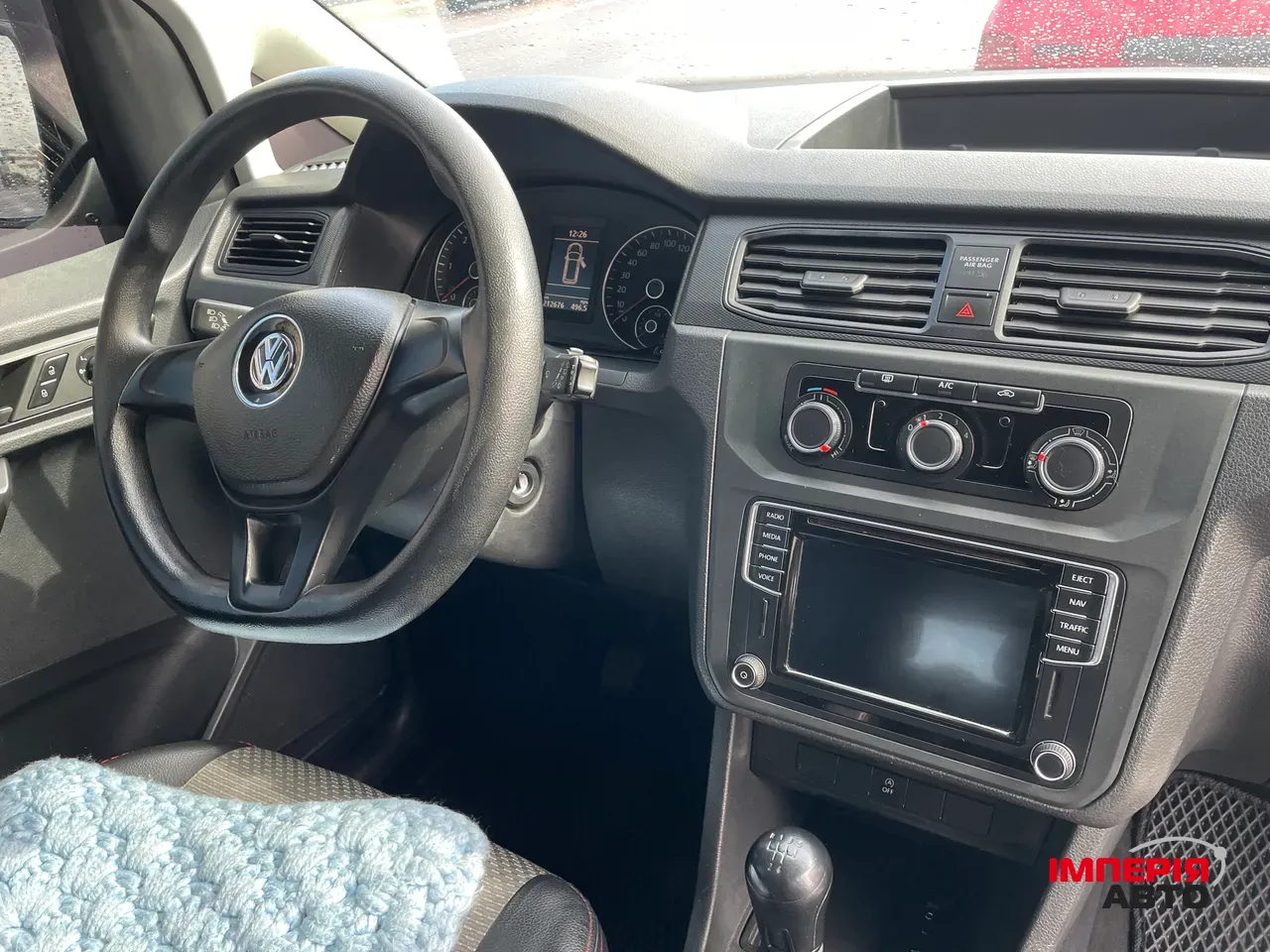 Volkswagen Caddy - фото 6