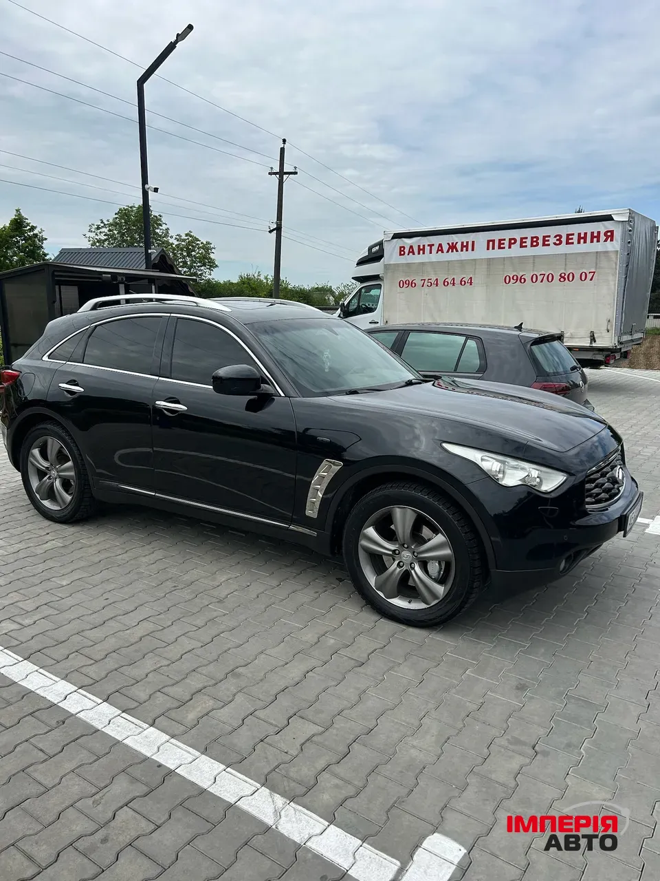 Infiniti FX - фото 5