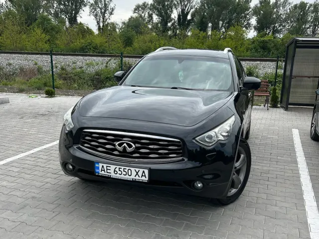 Infiniti FX - фото 3