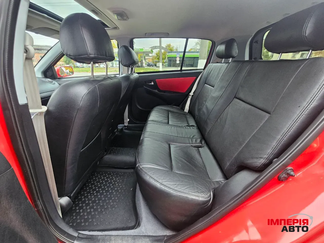 Geely MK Cross - фото 14