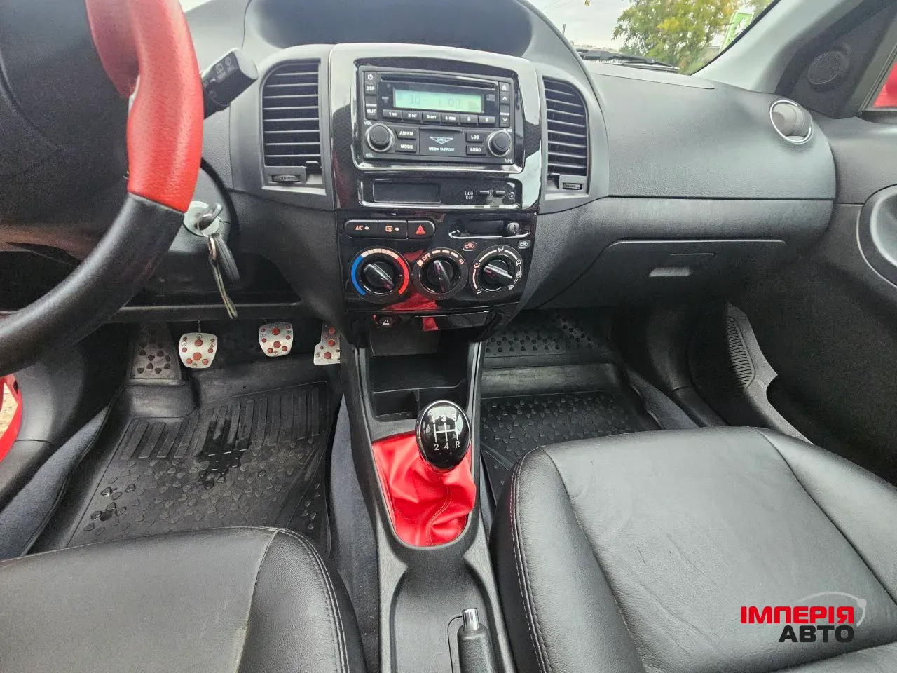 Geely MK Cross - фото 22