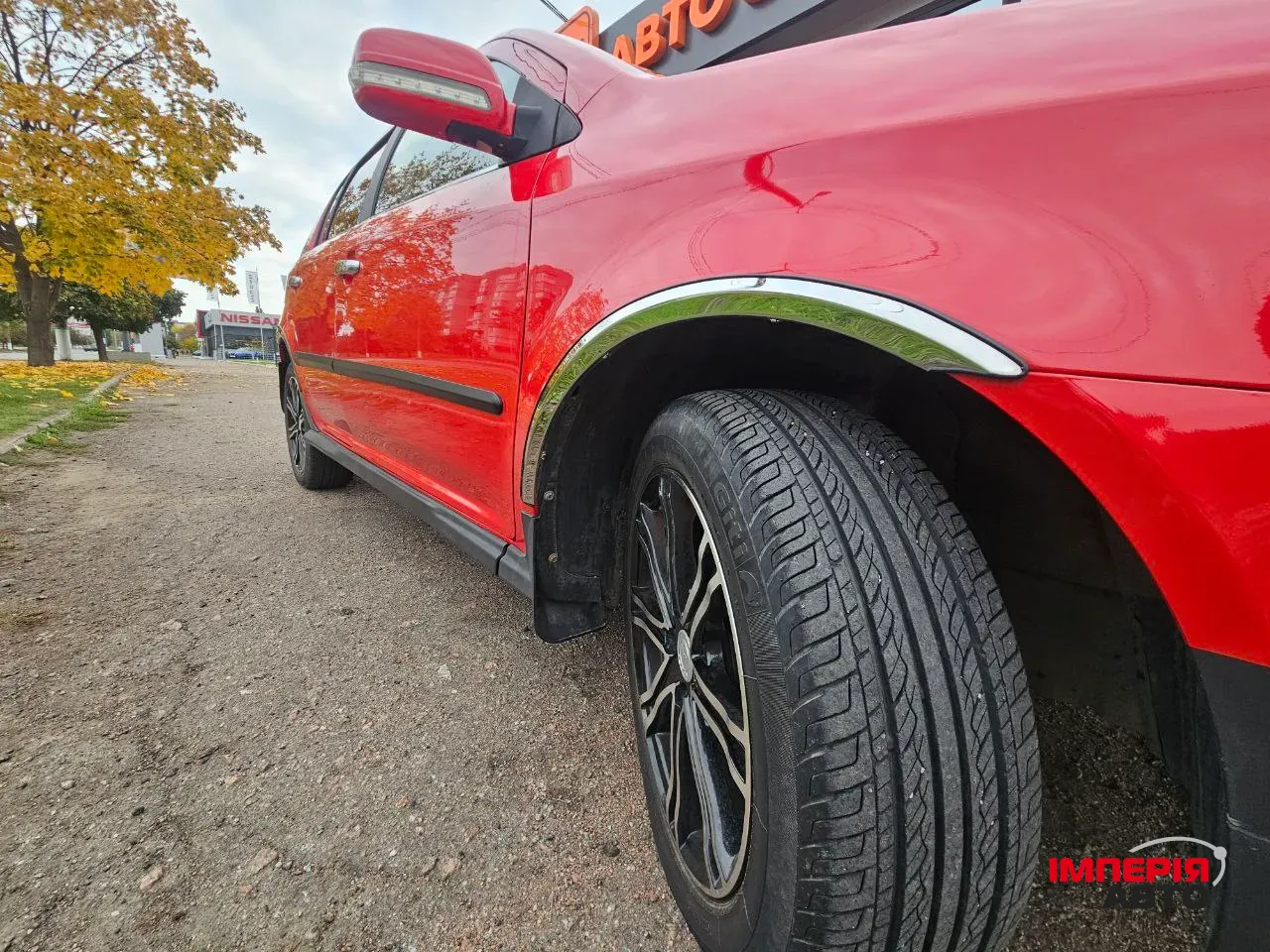 Geely MK Cross - фото 13