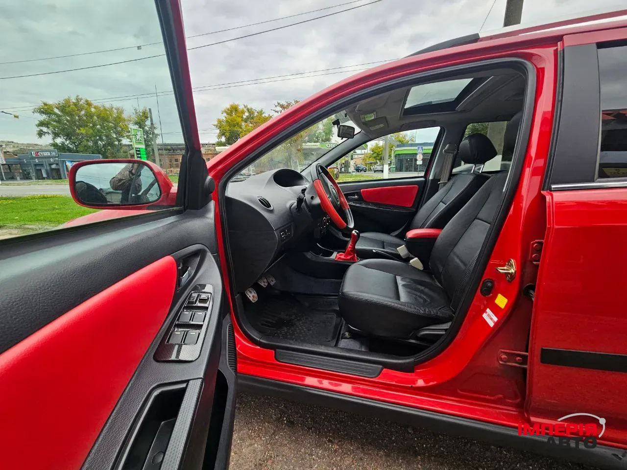 Geely MK Cross - фото 6