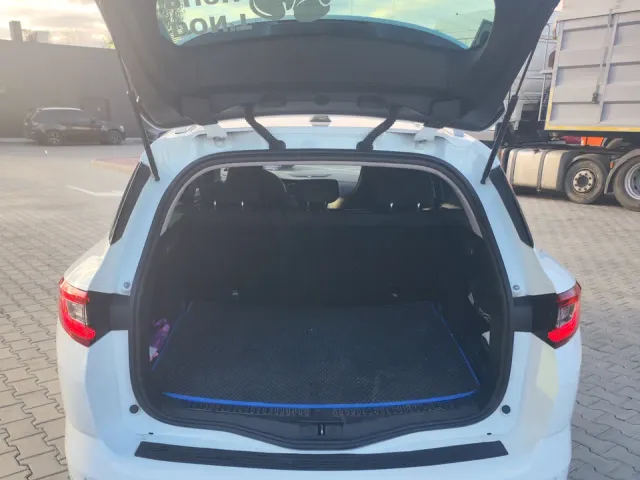 Renault Megane - фото 5